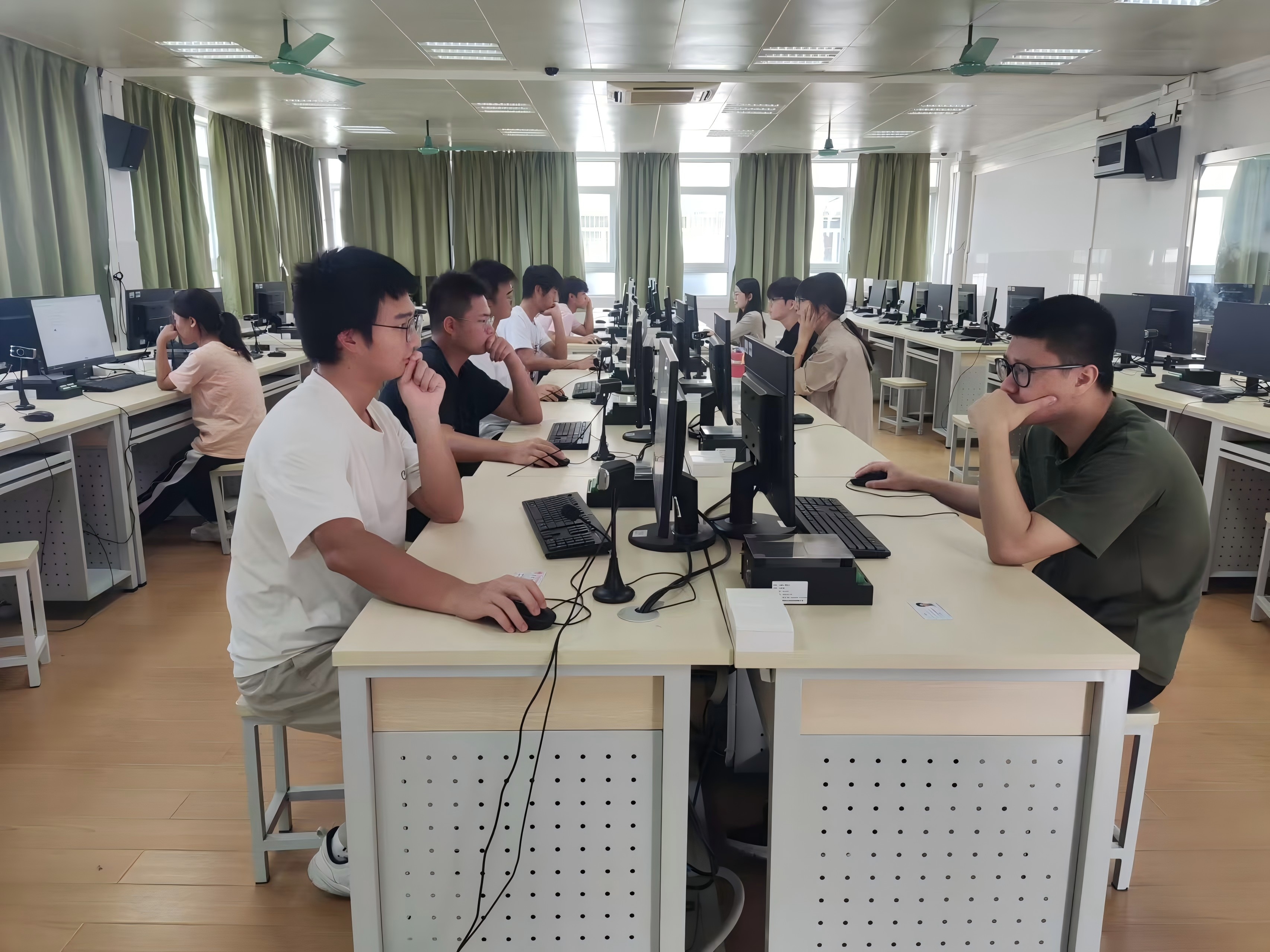 69c8423a4f8bfd2a2a3911326b88d50b.jpg 69c8423a4f8bfd2a2a3911326b88d50b.jpg